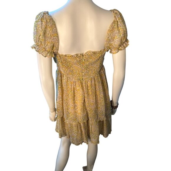 ASTR The Label Yellow Floral Tiered Mini Dress  Medium  Sweetheart Neckline NWT - Picture 5 of 10